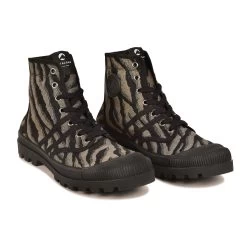 Pataugas AUTHENTIQUE M/TZ F4H KAKI 11 Pataugas AUTHENTIQUE M/TZ F4H KAKI -Pataugas 628185 554 OG M TZ F4H KAKI 3WEB