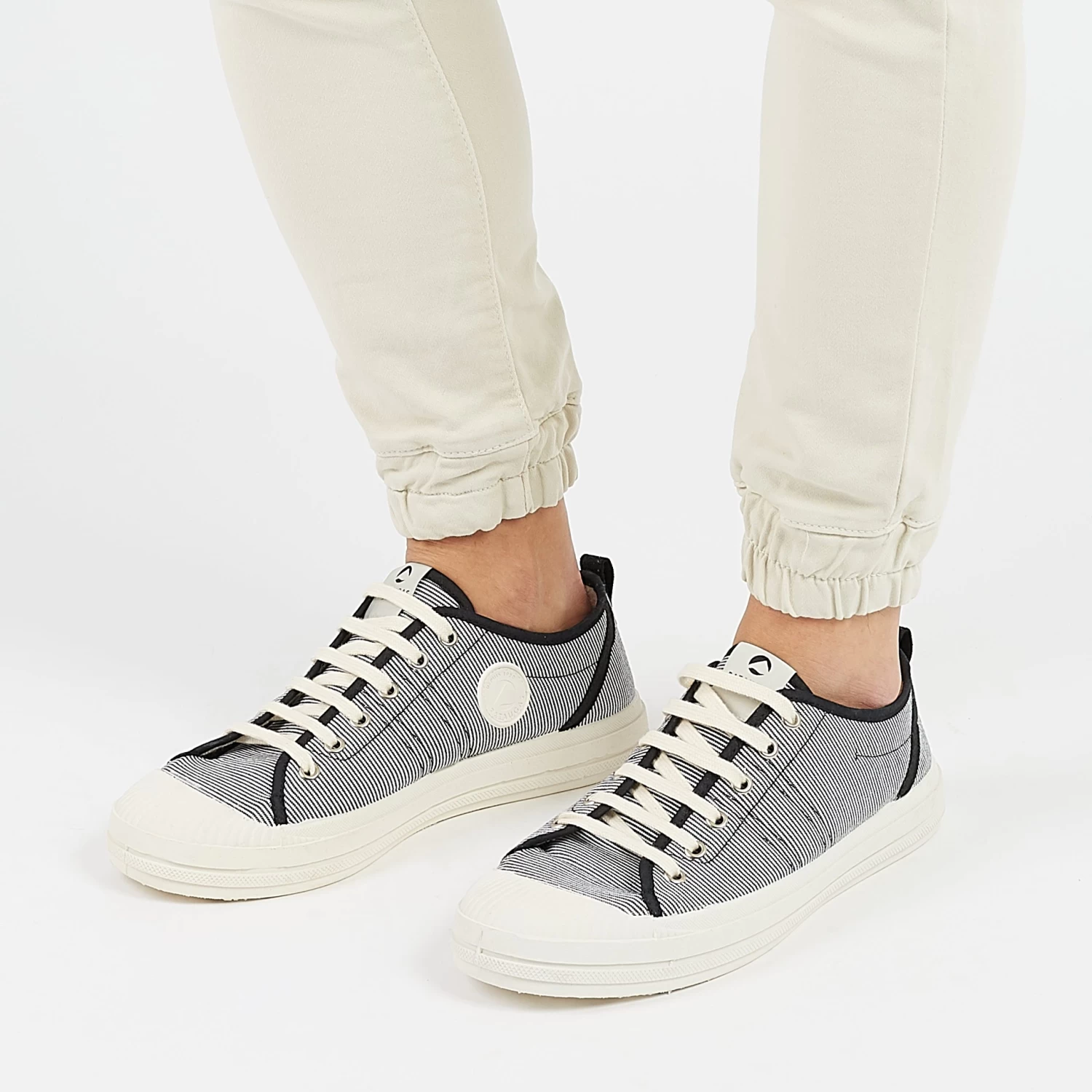 Pataugas ETCHEL/TRAY H2H NOIR 9 Pataugas ETCHEL/TRAY H2H NOIR – Image 7